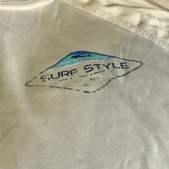 SURF STYLE LONG SLEEVE LIGHT WEIGHT SIZE MEDIUM UPF 50+ FISHING OUTDOOR SHIRT - Picture 2 of 8